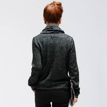 紅蜻蜓2012秋冬新品 復(fù)古堆堆領(lǐng)毛衣重塑韓系修身新時(shí)尚